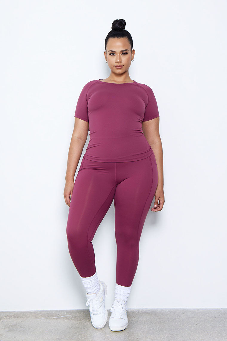 ESSENTIAL CREWNECK TOP-RED WINE